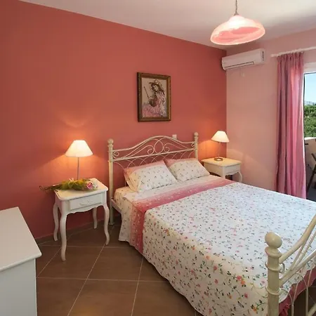 Villa Superb With Private Pool Peaceful Location