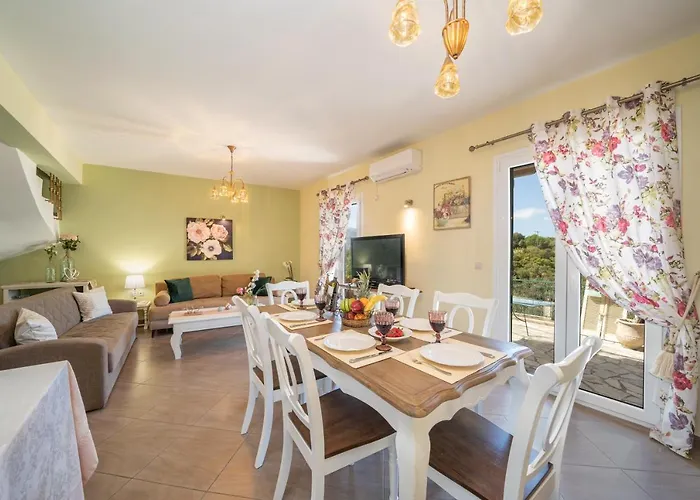 Superb With Private Pool Peaceful Location * 萨米