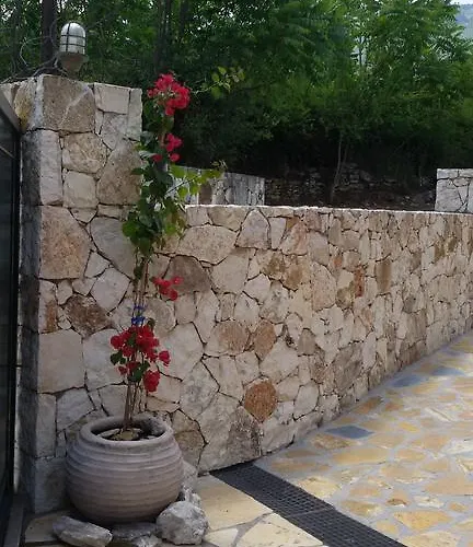 Superb With Private Pool Peaceful Location 别墅 *