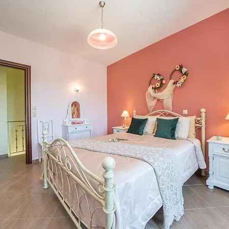 Villa Superb With Private Pool Peaceful Location