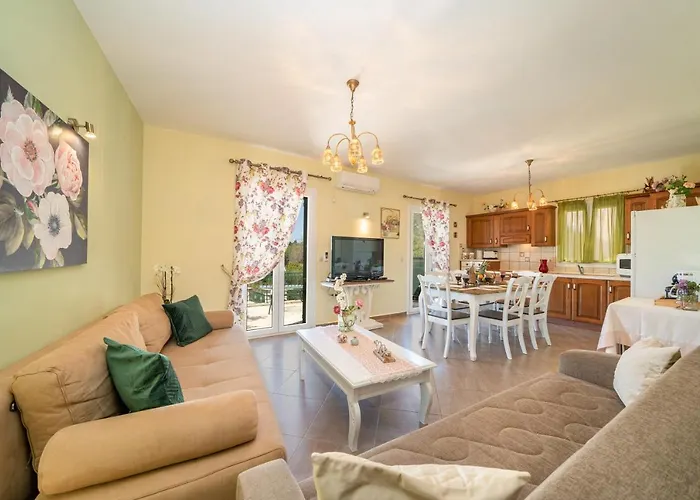 Vila Superb With Private Pool Peaceful Location