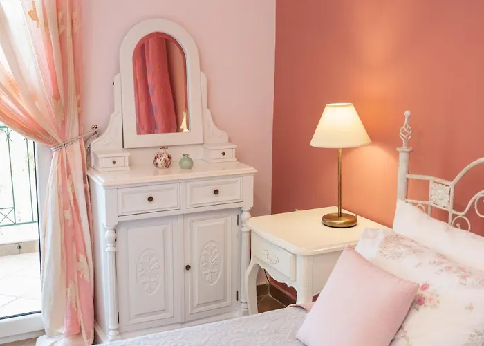 Superb With Private Pool Peaceful Location Villa