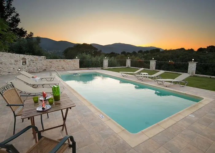 Superb With Private Pool Peaceful Location Vila *