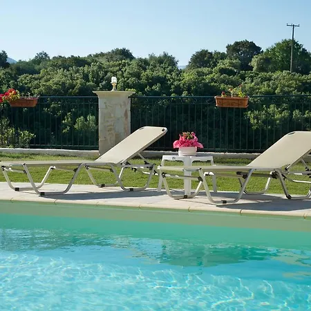 Superb With Private Pool Peaceful Location فيلة